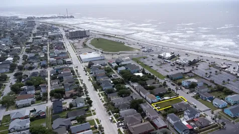 3616 Avenue S 1/2 Galveston TX 77550
