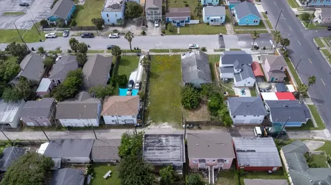 3616 Avenue S 1/2 Galveston TX 77550