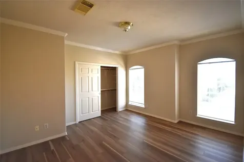 2835 Briarhurst Park Houston TX 77057