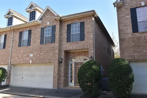 2835 Briarhurst Park Houston TX 77057