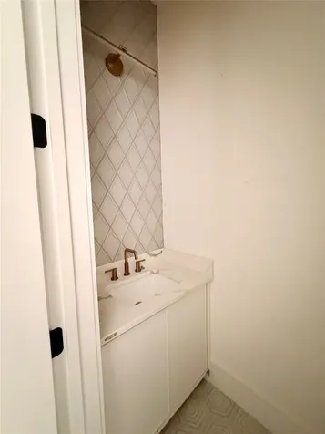 6 Westwind Road Galveston TX 77554