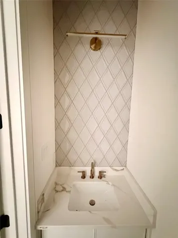 6 Westwind Road Galveston TX 77554