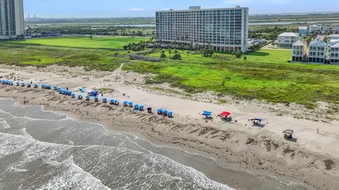1401 E Beach Drive 109 Galveston TX 77550
