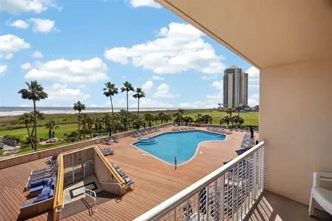 1401 E Beach Drive 109 Galveston TX 77550