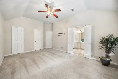 10719 Knoll Bend Lane Houston TX 77070