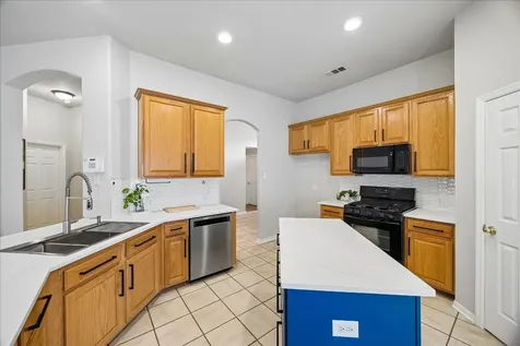 10719 Knoll Bend Lane Houston TX 77070