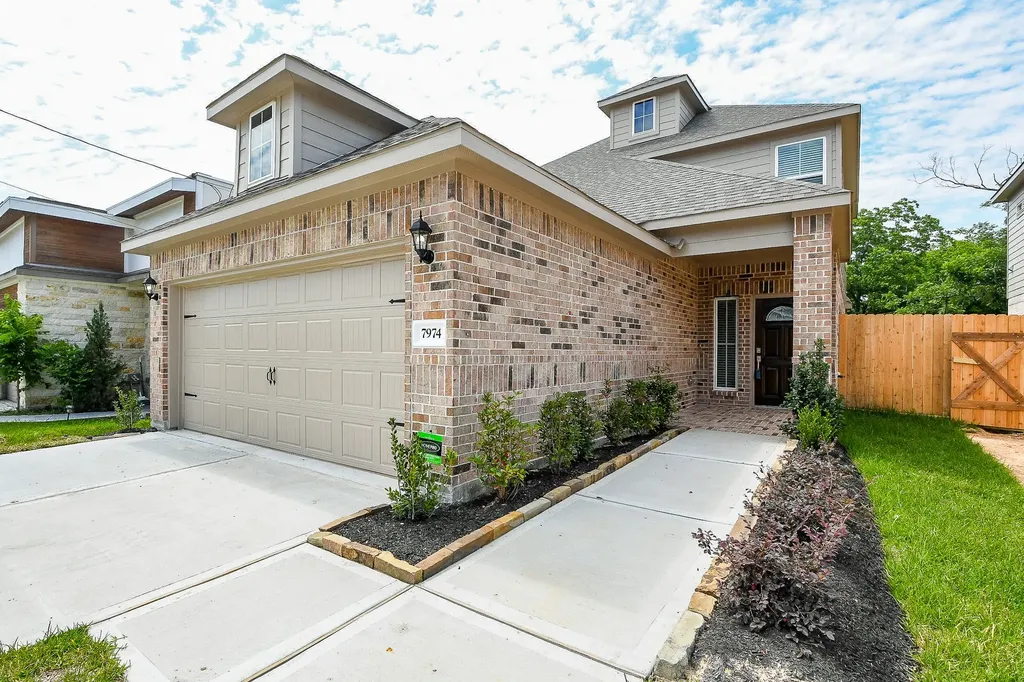 7974 Fowlie Street Houston TX 77028