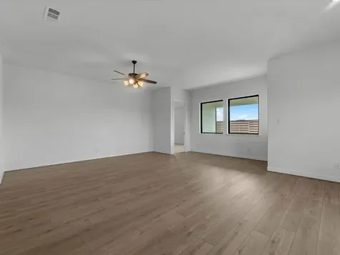 10642 Forward Street Richmond TX 77469