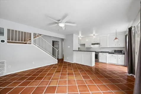 3502 Burlington Street 13 Houston TX 77006