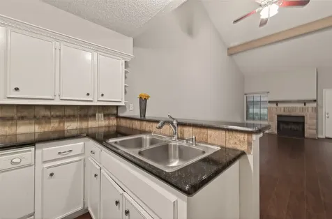 2510 Grants Lake Boulevard 36 Sugar Land TX 77479