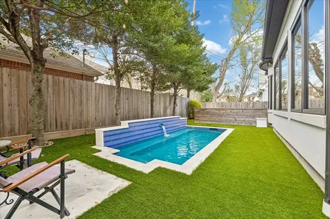 4022 Coleridge Street West University Place TX 77005