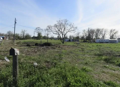 2112 County Road 216 East Bernard TX 77435