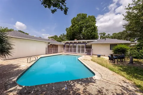 5623 Dumfries Drive Houston TX 77096
