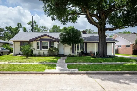 5623 Dumfries Drive Houston TX 77096
