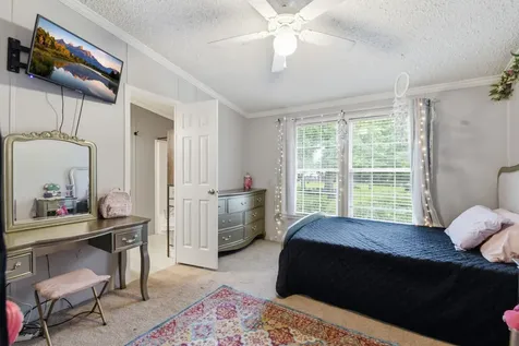 905 County Road 308 Cleveland TX 77327