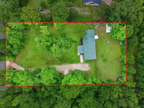 905 County Road 308 Cleveland TX 77327