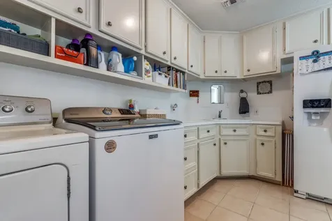 104 Douglas Drive Bellville TX 77418