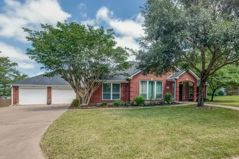 104 Douglas Drive Bellville TX 77418