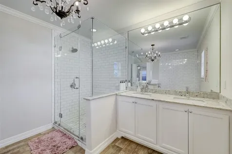 9007 Beverlyhill Street Houston TX 77063