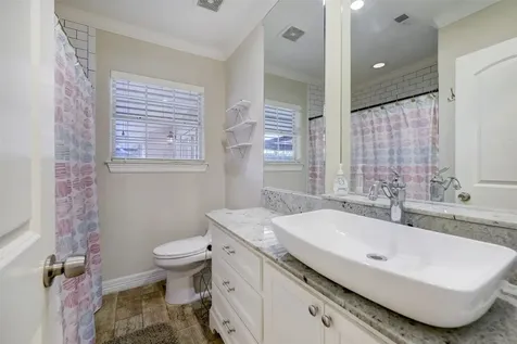 9007 Beverlyhill Street Houston TX 77063