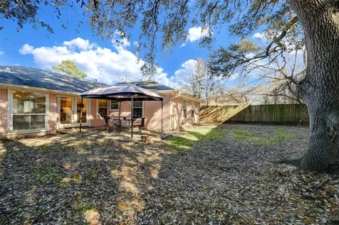 9007 Beverlyhill Street Houston TX 77063