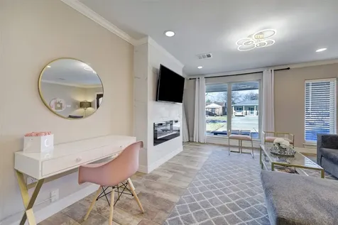 9007 Beverlyhill Street Houston TX 77063