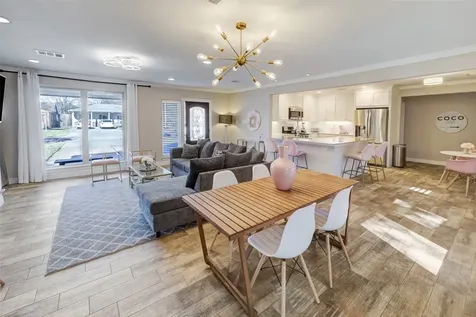 9007 Beverlyhill Street Houston TX 77063