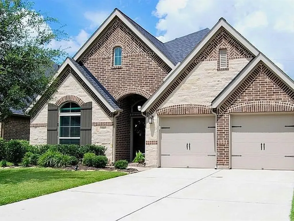 39 Eden Hollow Lane Richmond TX 77406