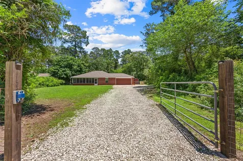 125 Ridgewood Drive Magnolia TX 77355
