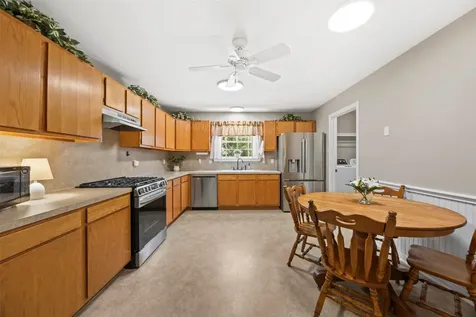 125 Ridgewood Drive Magnolia TX 77355