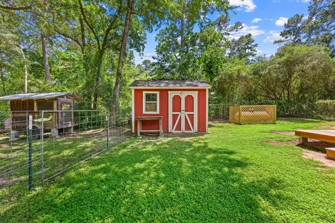 125 Ridgewood Drive Magnolia TX 77355