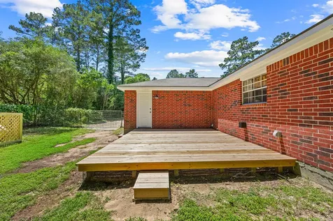 125 Ridgewood Drive Magnolia TX 77355