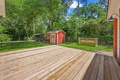125 Ridgewood Drive Magnolia TX 77355