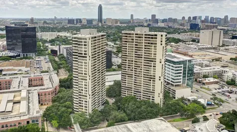 15 Greenway Plaza 8g Houston TX 77046