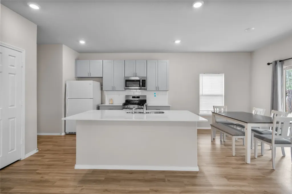 707 Long Cedar Drive Conroe TX 77301