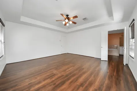 5922 Hollister Cole Houston TX 77040