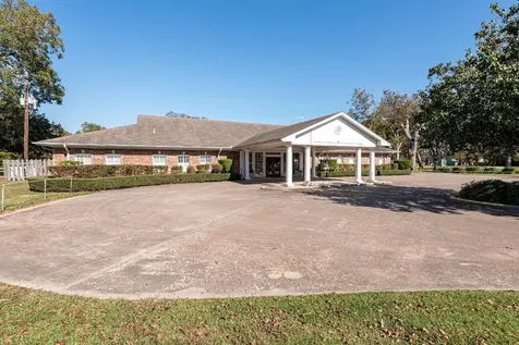 1203 Half Moon Drive Wharton TX 77488