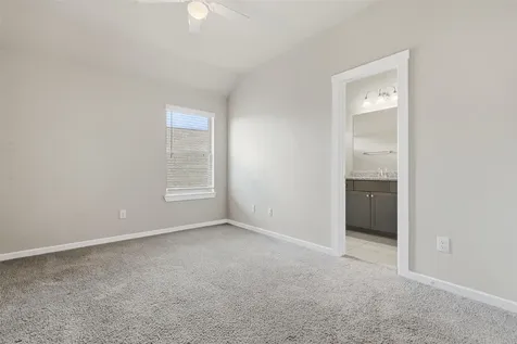 6010 Birchwood Cliff Trail Katy TX 77493