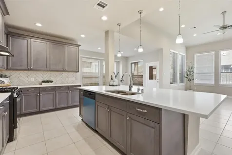 6010 Birchwood Cliff Trail Katy TX 77493