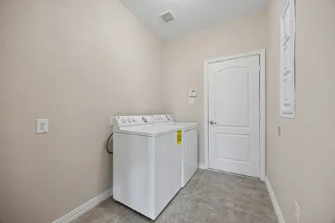 1818 Luminous Waters Lane Rosharon TX 77583