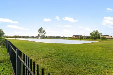 1818 Luminous Waters Lane Rosharon TX 77583