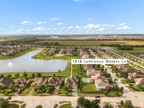 1818 Luminous Waters Lane Rosharon TX 77583