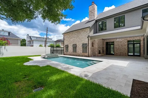 827 Rocky River Road Houston TX 77056