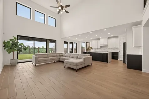 5335 Gilded Estates Drive Richmond TX 77469