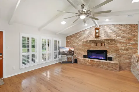 118 Deer Trail Bruceville Eddy TX 76630
