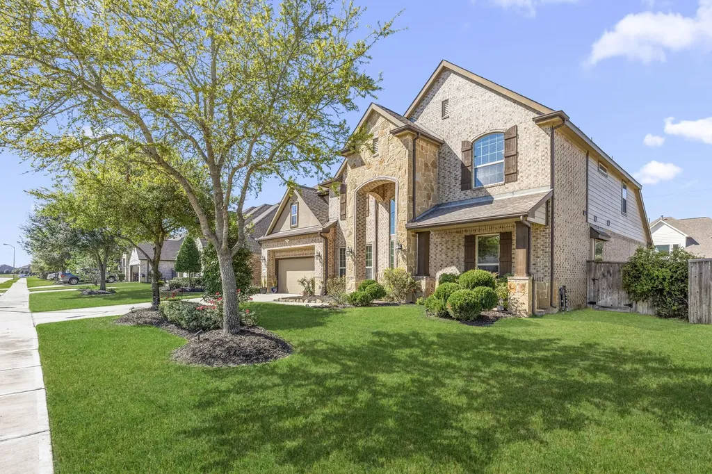 6318 Sunstone Falls Lane Katy TX 77493