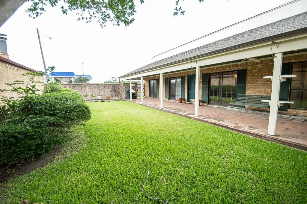 2953 39th Street Port Arthur TX 77642