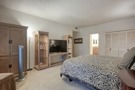 661 Bering Drive 310 Houston TX 77057