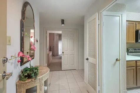 661 Bering Drive 310 Houston TX 77057
