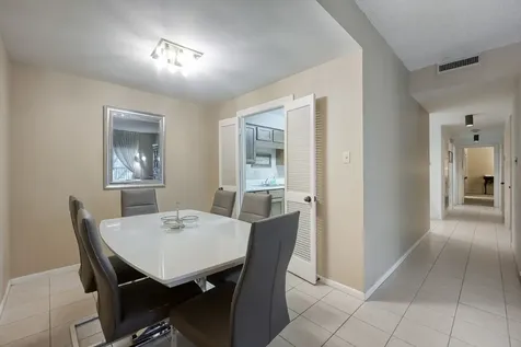 661 Bering Drive 310 Houston TX 77057